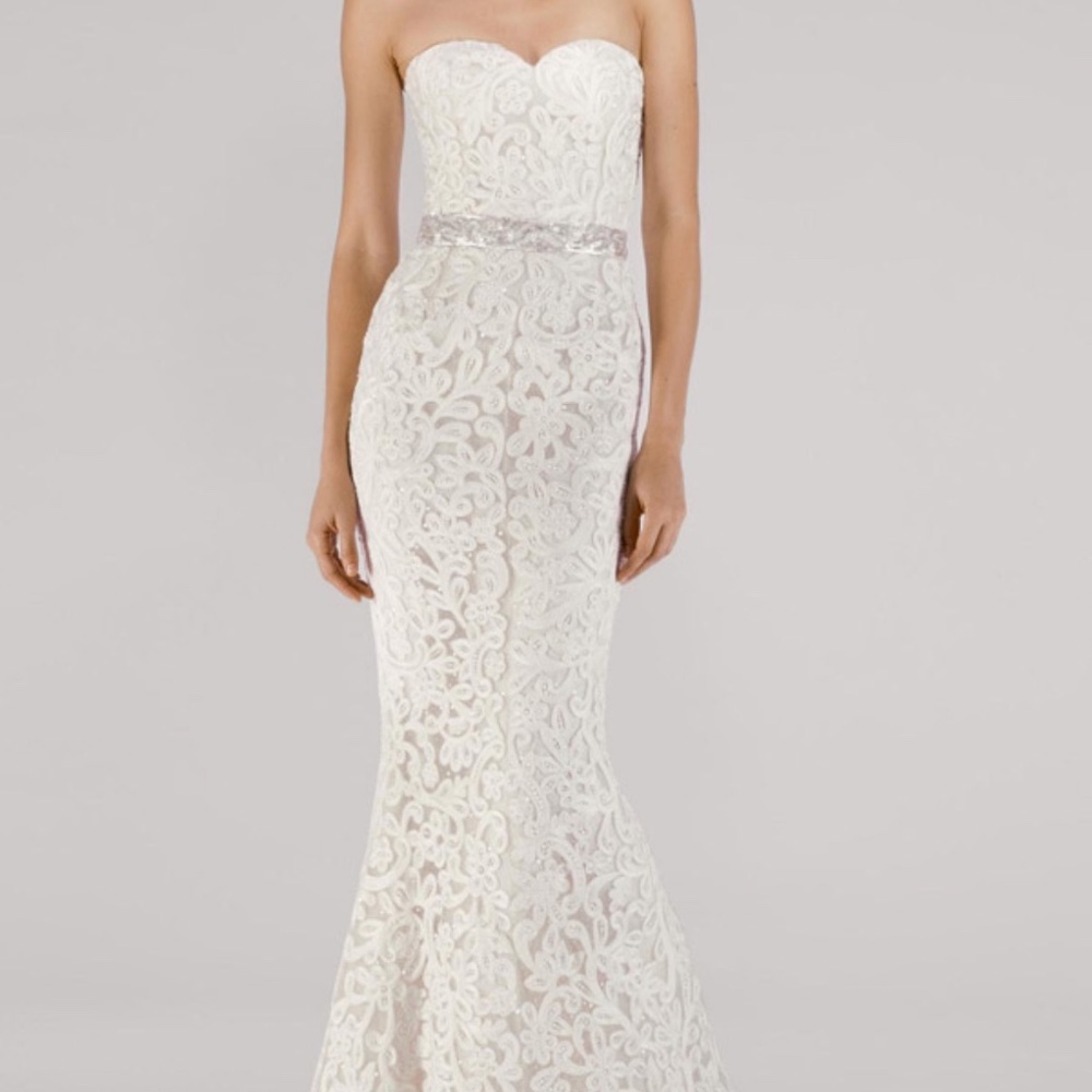 Oscar de la Renta Bridal Gown